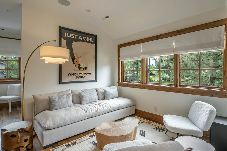 Sitting room at Cabin on the Lake, Coeur d'Alene Lake, Idaho, interior design by Paul Lauren Designs