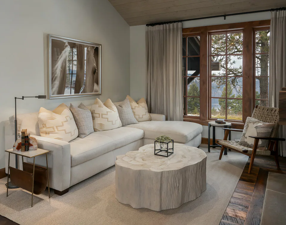 Living room at CDA Lakehouse, Coeur d'Alene, Idaho, interior design by Paul Lauren Designs