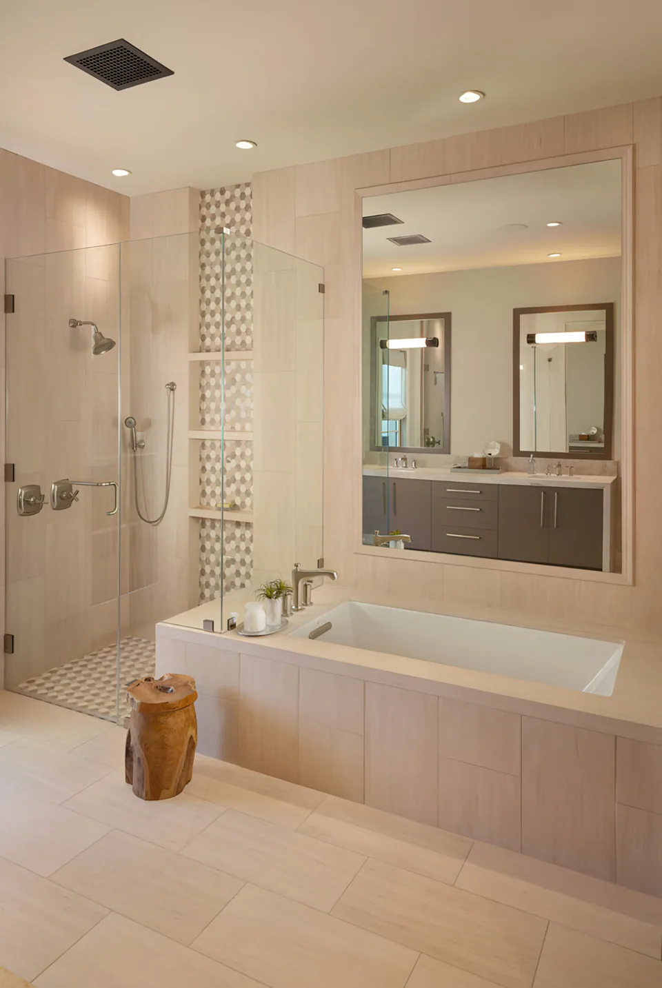 Primary bathroom at Desert Classic, Scottsdale, Arizona, interior design by Paul Lauren Designs