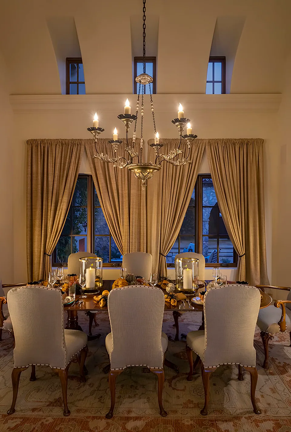 Dining room at Silverleaf Mediterranean, North Scottsdale, Arizona, interior design by Paul Lauren Designs