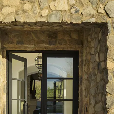 Detail of the entry at Silverleaf Spec, North Scottsdale, Arizona, interior design by Paul Lauren Designs