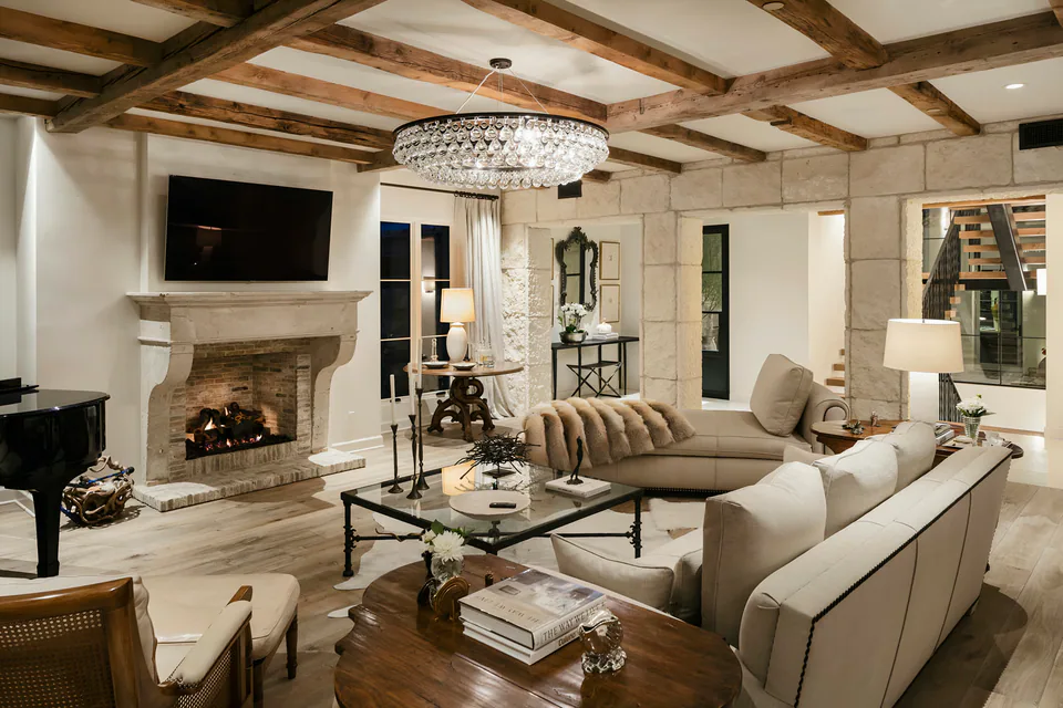 Living room at The Village of Silverleaf, North Scottsdale, Arizona, interior design by Paul Lauren Designs
